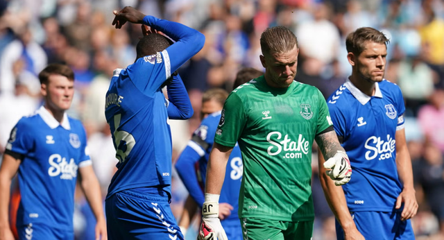 ¿Cómo ha llegado el Everton a esto? Diez puntos de sanción y a la cola de la Premier League