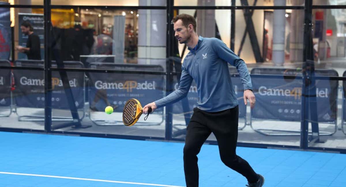 Andy Murray jugando al pádel./RRSS