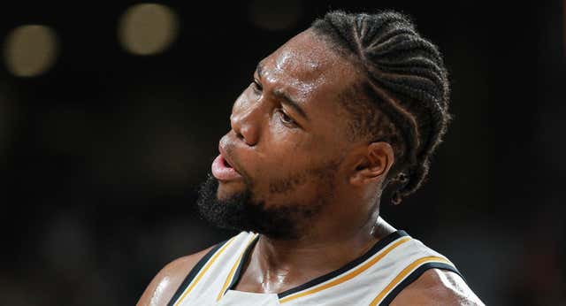 Yabusele sufre una rotura parcial del ligamento lateral interno de su rodilla izquierda