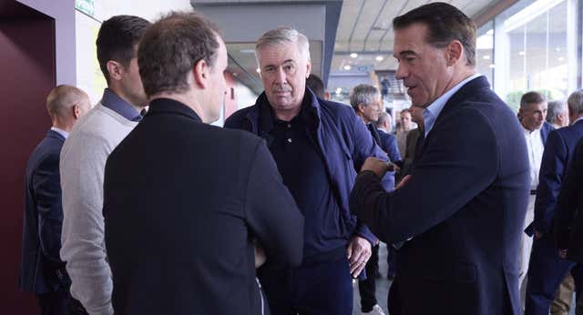 Una renovación por el Real Madrid y muchas contradicciones con el futuro de Ancelotti en Brasil: «Creemos que no quiere venir»