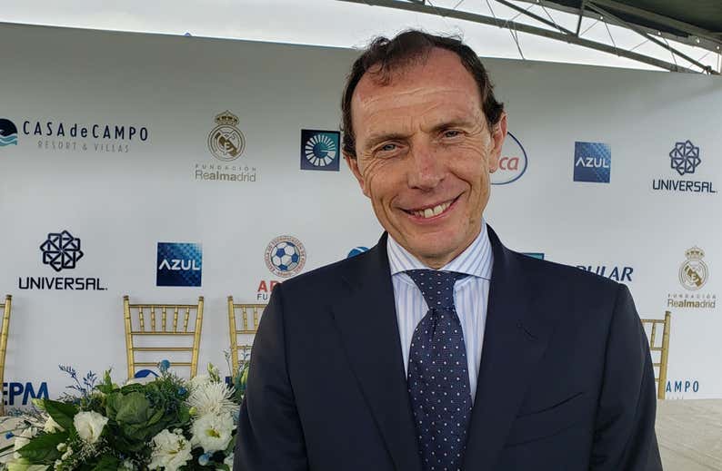 Butragueño, el apóstol del madridismo que pasa más de 100 días al año fuera de casa: “Me gustaría ser invisible”