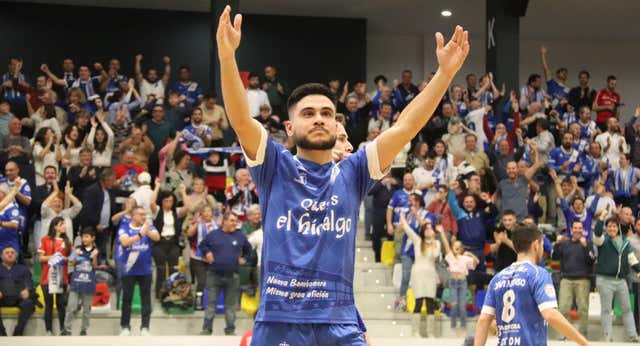Cortés, el jugador de moda, se acerca al Jimbee Cartagena