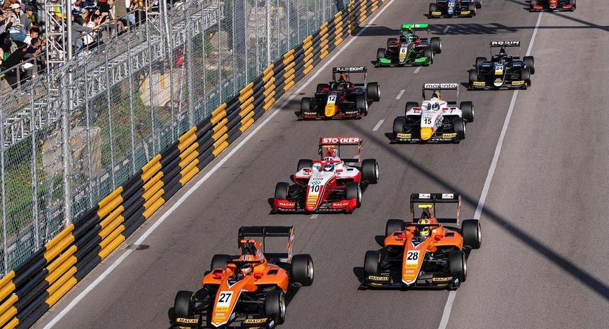 Acción en el GP de Macao 2023 de F3, con Pepe Martí (#15) y Mari Boya (#28)./Redes sociales