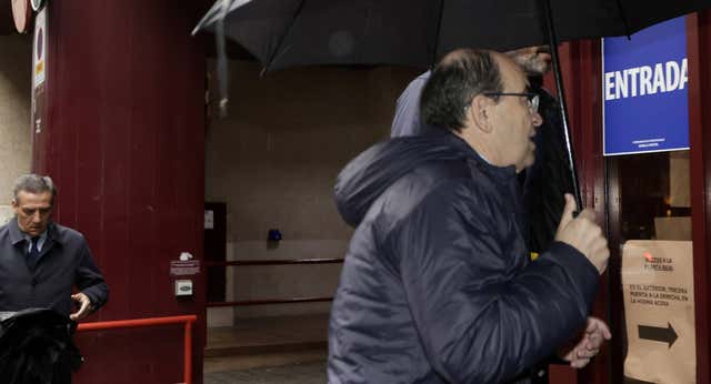 El futuro del Sevilla vuelve a mirar a los juzgados
