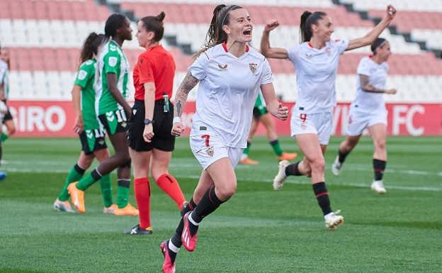 Rosa Otermín contra el Betis.  SEVILLA FC