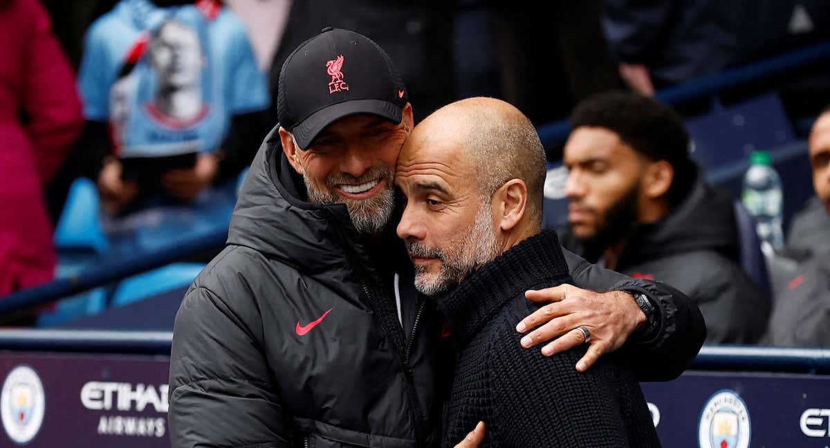 Klopp y Guardiola, antes de un partido en la Premier League./REUTERS