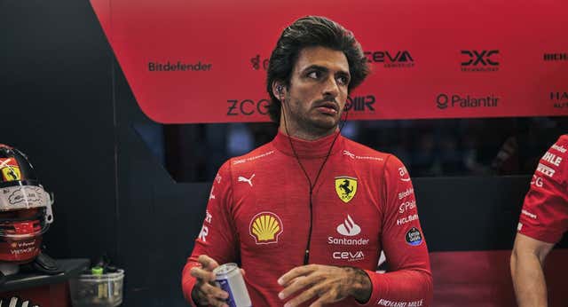 El enfado de Carlos Sainz tras caer en Q1 por primera vez desde 2019: “Nos metimos en problemas nosotros solos”