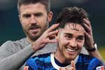 Carrick y el reto del canterano que sube al primer equipo: «Puede girarte la cabeza... y, de repente, cambiarte como persona»