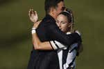 Cara y cruz para Alberto Toril en el Di Stéfano: Athenea le dedicó un gol y el madridismo pidió su dimisión