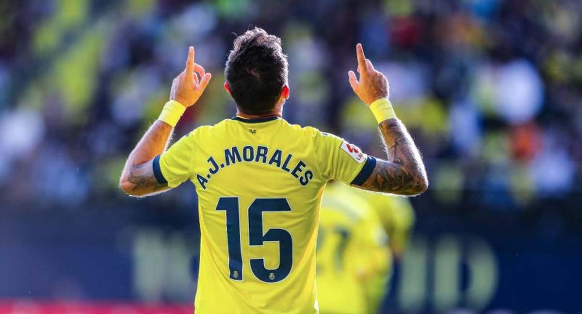 Morales celebrando uno de sus goles ante Osasuna. /EP