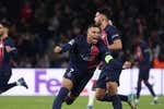 El árbitro Marciniak y un penalti de Mbappé en el descuento salvan al PSG de Luis Enrique