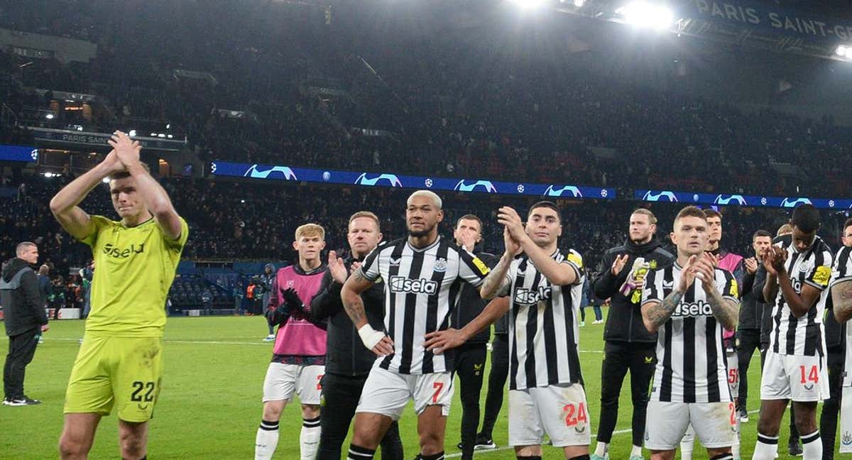 Futbolistas del Newcastle tras el partido. /Redes sociales del club.