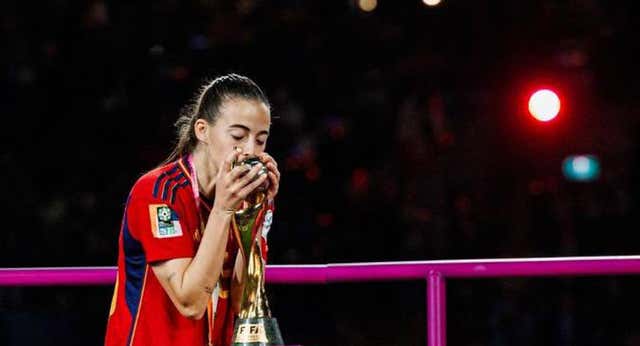 María Pérez: “Mi intención es volver al Barça, pero el Sevilla me va a venir bien”