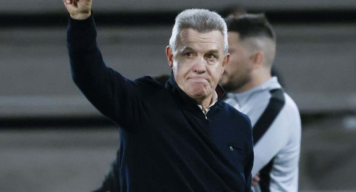 Javier Aguirre, en el partido Mallorca-Cádiz que se jugó el miércoles 29 de noviembre en Son Moix. /EFE