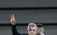 El rifirrafe de Javier Aguirre con un periodista: “Un poquito de por favor, tu pregunta huele mal”