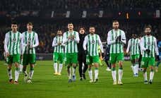 El Betis se congela en Praga y lo fía todo al Villamarín