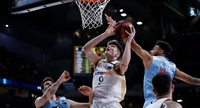 Los jóvenes piden paso en el triunfo del Real Madrid frente al Río Breogán