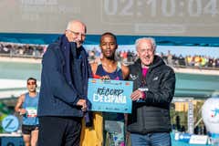 Roig promete un millón de euros a quien logre el récord del mundo  en Valencia el próximo año