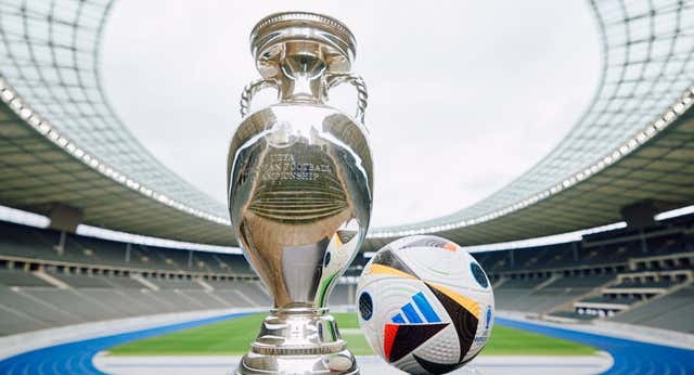 El balón de la Eurocopa 2024 tendrá un microchip para detectar las manos