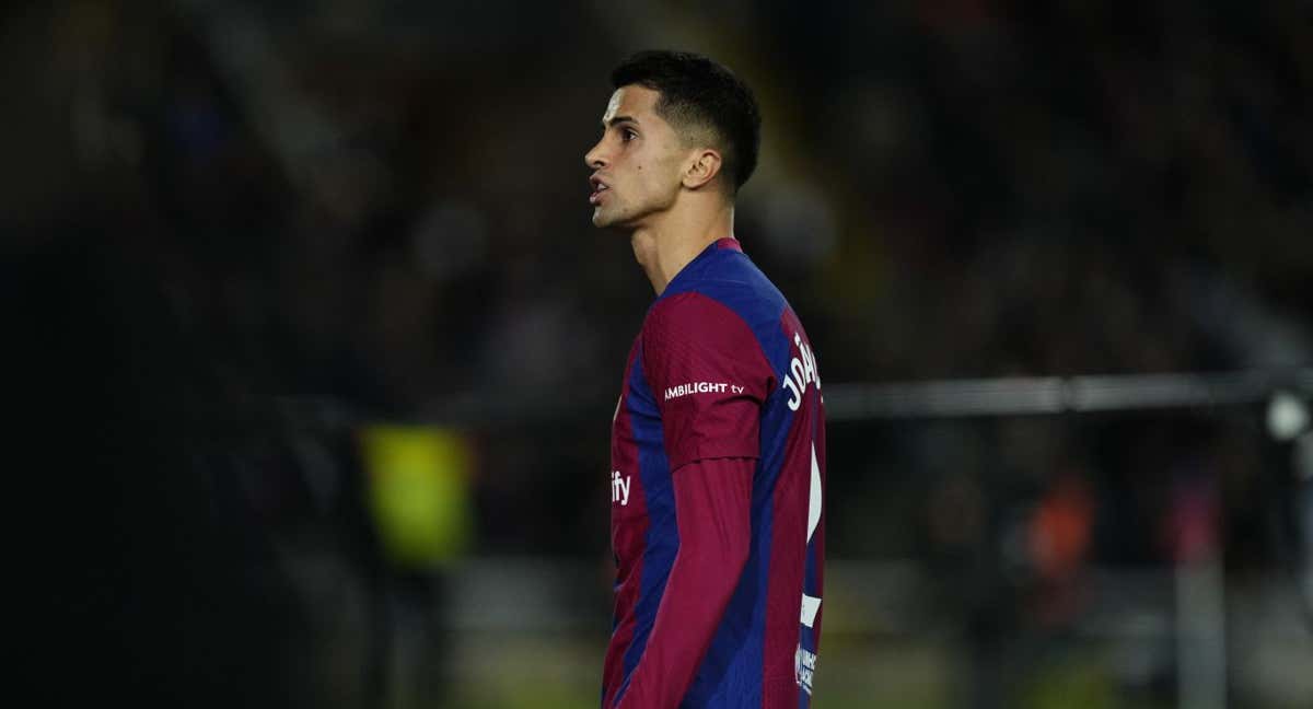 Joao Cancelo celebrando su gol ante el Porto.
