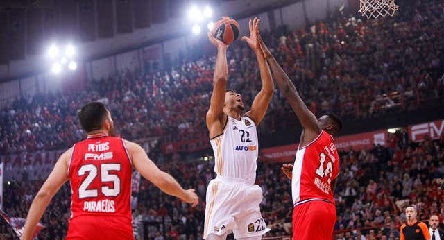 El Real Madrid recupera la senda de la victoria con un estelar Musa y el trabajo de Hezonja