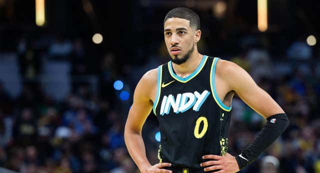La estrella anónima de la NBA se luce por primera vez ante millones de personas y tumba a los Celtics en la Copa NBA