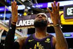 LeBron James consigue el último billete a Las Vegas en un duelo a muerte contra Kevin Durant