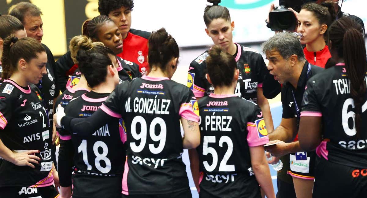 Las Guerreras, durante un tiempo muerto.