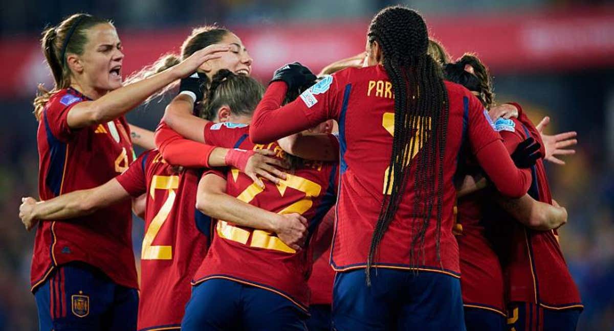 La Selección celebra un gol durante la disputa de la Nations League. /@SEFutbolFem