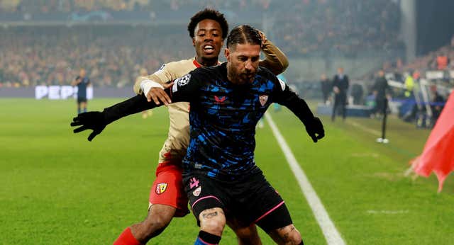 Sergio Ramos, dolido por la derrota: «Nos dejamos los huevos dentro del campo»