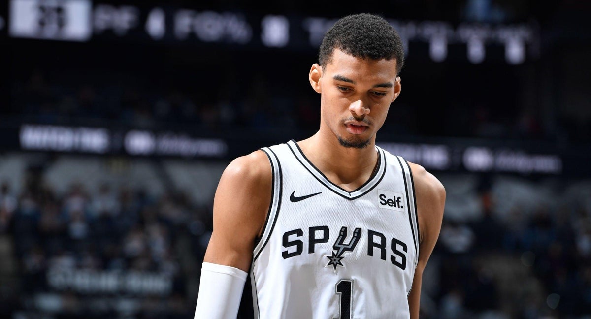 Victor Wembanyama durante un partido de los San Antonio Spurs