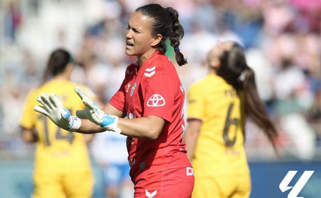 Aline durante el partido.  LALIGA