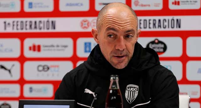 El Lugo retoma la trituradora de entrenadores y cesa a Pedro Munitis
