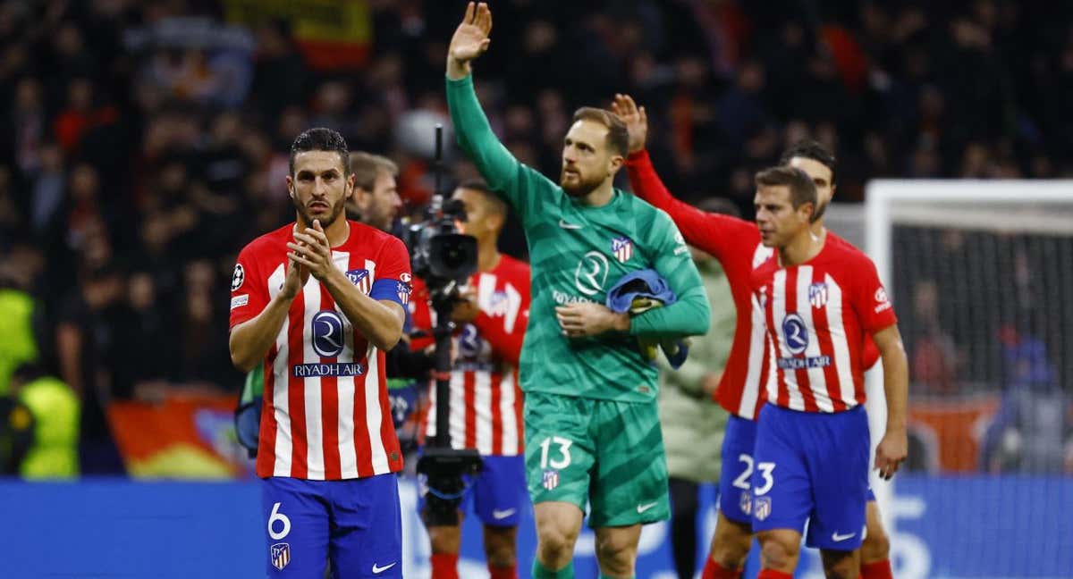 Los jugadores del Atlético de Madrid tras vencer a La Lazio en el Metropolitano.