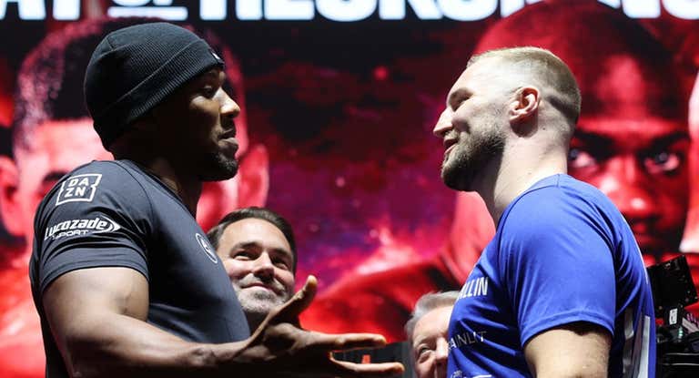 Anthony Joshua y Otto Wallin, en la rueda de prensa de presentación de su combate.