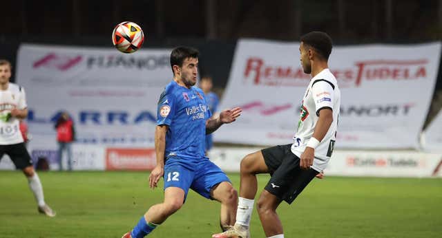 Crónica del partido más loco del año: cuatro rojas al Tudelano ¡y marca con siete jugadores!