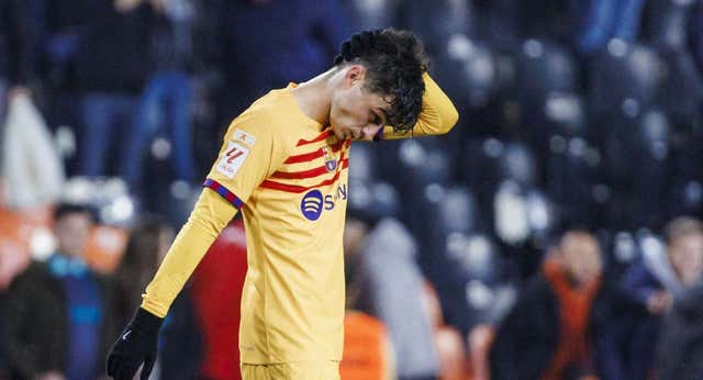 Pedri supera a Dembélé y envía a Xavi al rincón de pensar para la Supercopa