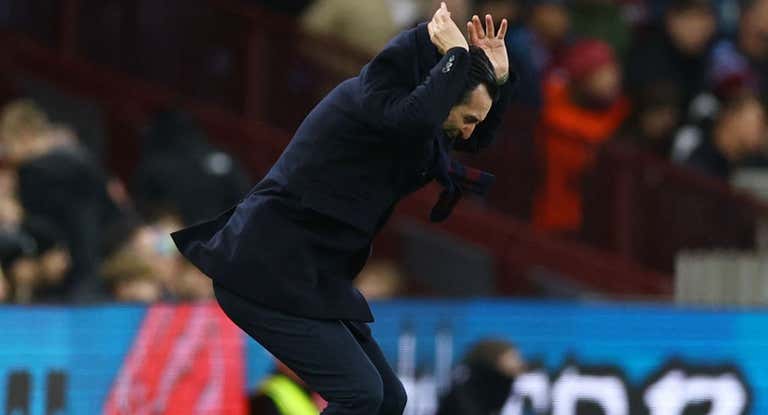 Emery se desespera tras el gol del Sheffield.