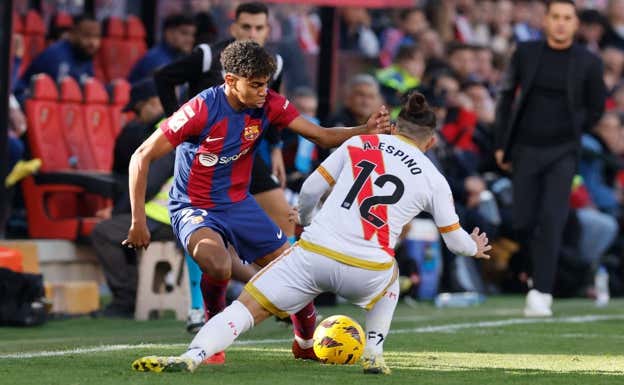 Lamine Yamal durante el Rayo-Barça. AFP