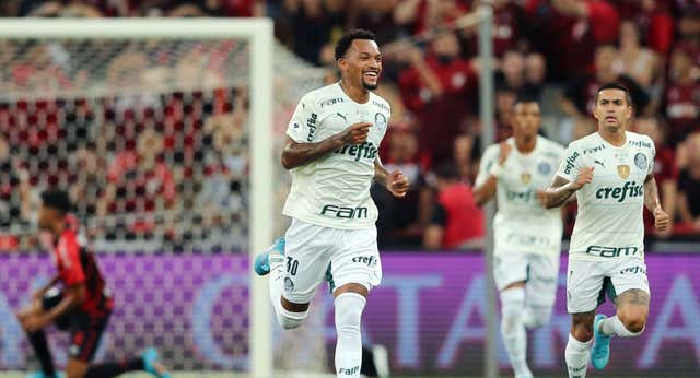 Rafa Benítez ya tiene a su mediocentro: Jailson firma hasta 2025