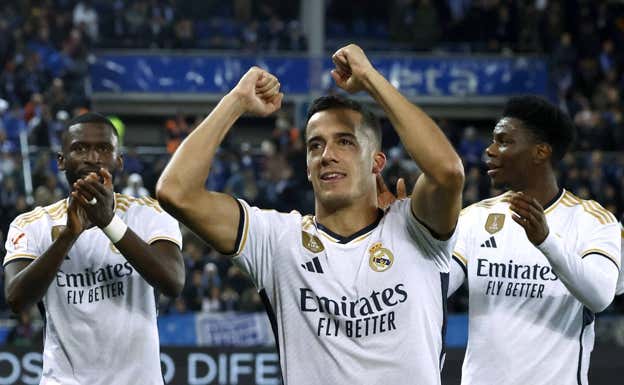 Lucas Vázquez celebra su gol contra el Alavés. REUTERS