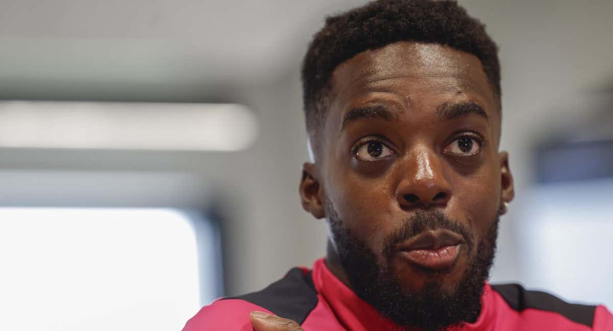 Iñaki Williams durante una entrevista./EFE