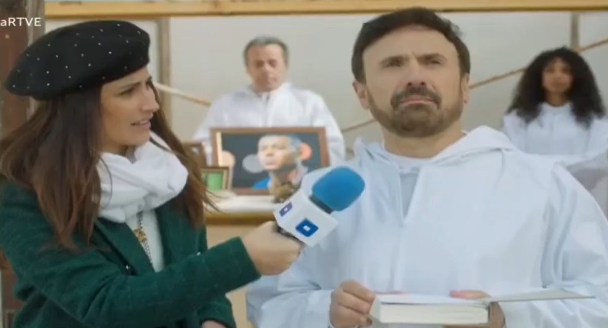 José Mota encarnando el líder de la religión de los 'mbappesianos', seguidores de Kylian Mbappé.