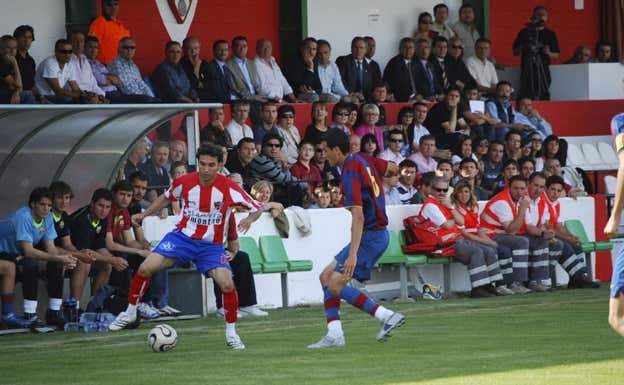 Busquets durante el partido ante el Barbastro en junio de 2008.  HERALDO DE ARAGÓN
