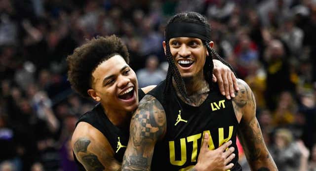 Un triple-doble histórico arruina la vuelta de Kyrie Irving y el inicio de año de los Mavericks de Luka Doncic