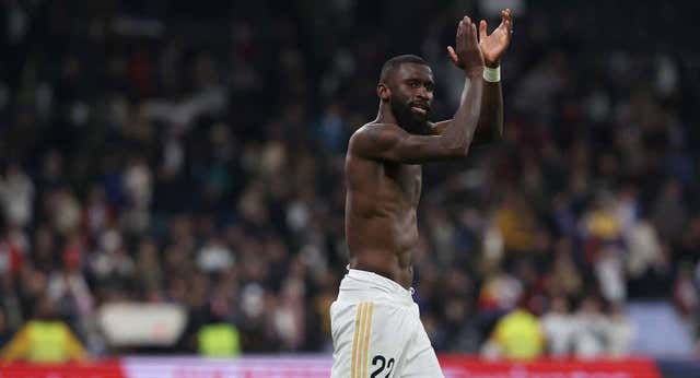 La locura benéfica de Antonio Rüdiger: dona 1.700 prendas de ropa a los sintecho de Berlín por la ola de frío