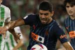 Cenk Özkacar se replantea su futuro en el Valencia