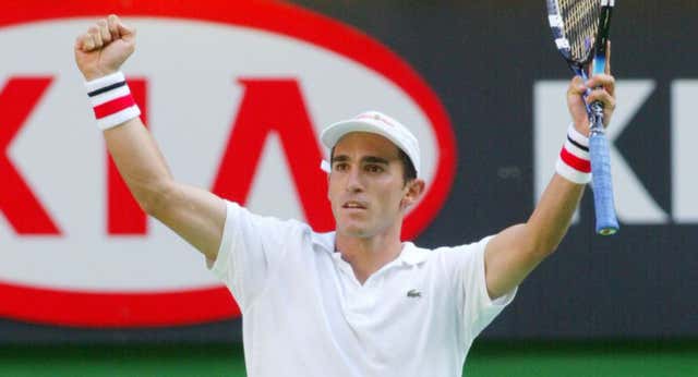 El día que un español con las piernas acalambradas enmudeció a Hewitt en Australia: «Me echó al público en contra»