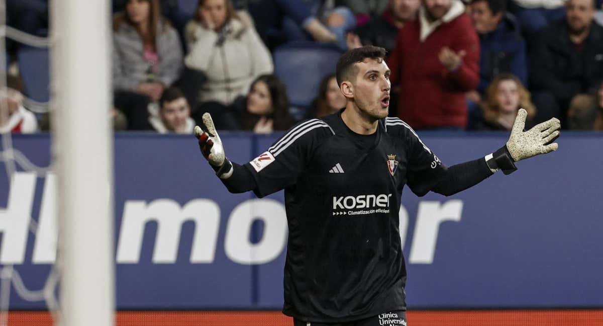 Sergio Herrera, en un partido de Osasuna. /EFE