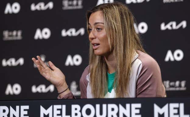Paula Badosa, durante la rueda de prensa.  EFE/EPA/MAST IRHAM